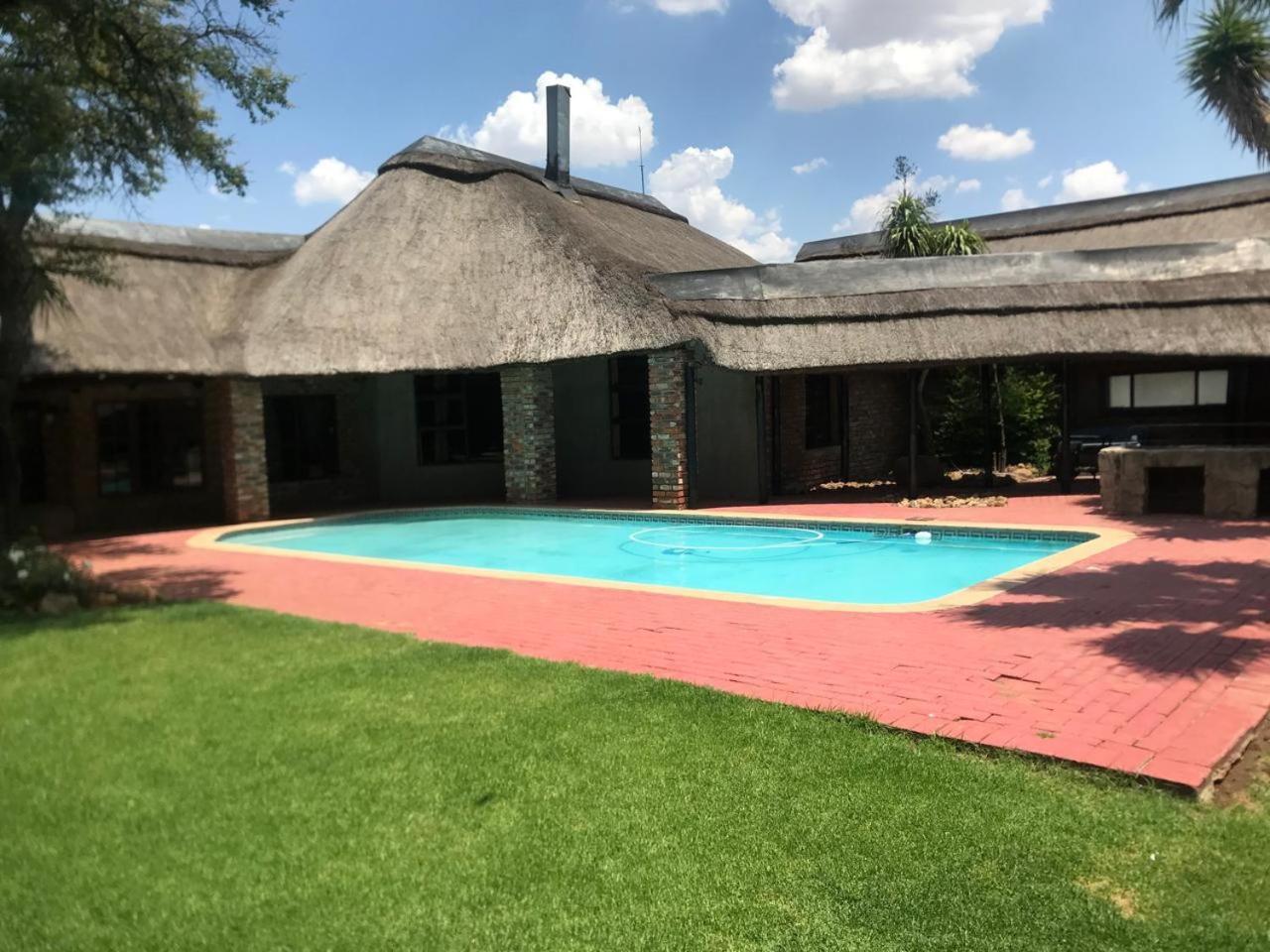 Boskoppie Lion & Tiger Reserve Kroonstad Eksteriør billede